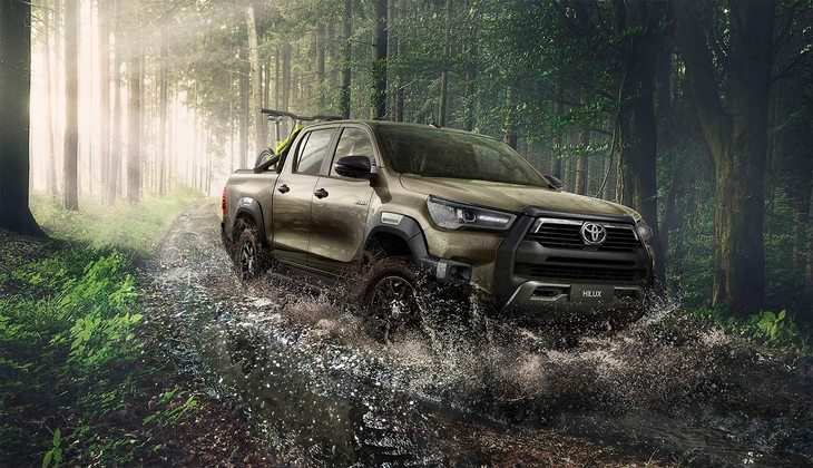 Toyota Hilux: टोयोटा की इस पावरफुल पिक-अप की बुकिंग हुई शुरू, जानें इसके बेहतरीन फीचर्स और कीमत