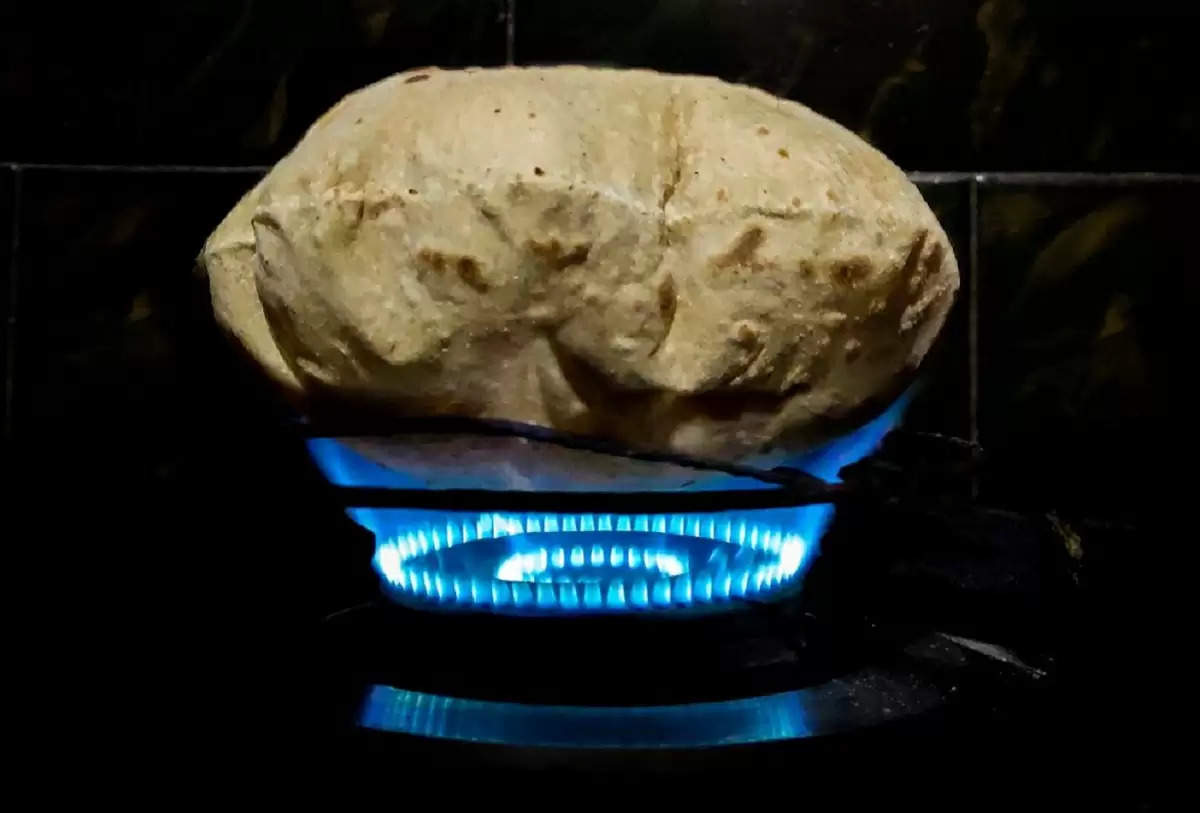 Kitchen Hacks: ज्वार के आटे से रोटी बनाने में होती है परेशानी, अपनाएं ये तरीका, एकदम गोल और फूली हुई बनेगी रोटी
