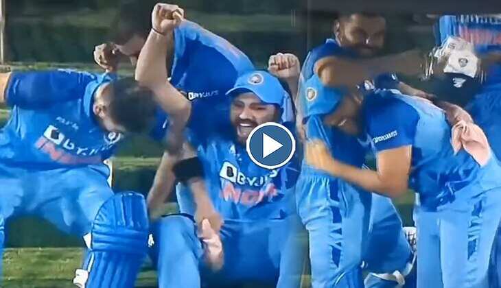 Rohit-Virat Friendship: रोहित और विराट का पुराना याराना फिर आया नजर, खुशी में झुमते हुए मनाया जश्न, देखें वीडियो