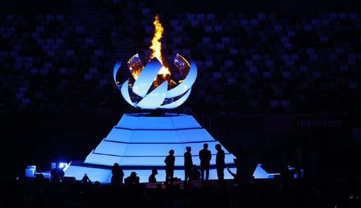 Tokyo Olympics: समापन समारोह में रंगारंग कार्यक्रमों ने बाँधा शमा, 2024 में पेरिस में फिर होगा शुभारंभ