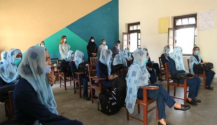 पाकिस्तान ने 'ट्रांसजेंडर समुदाय' के खोला पहला स्कूल, 18 छात्राओं ने लिया दाखिला