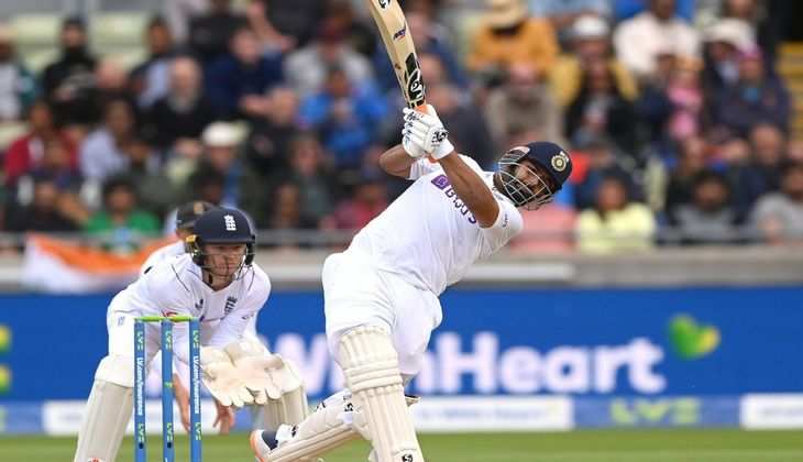 Rishabh Pant ने इंग्लैंड के गेंदबाजों को उधेड़ कर रचा इतिहास, कैप्टन कूल से इस मामले में निकले आगे