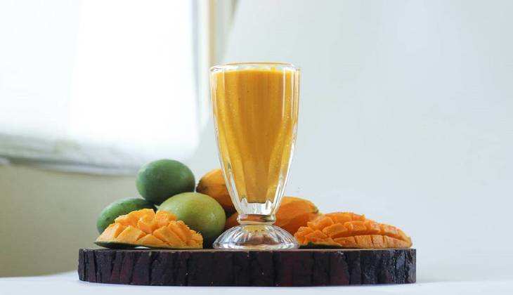 Mango Protein Shake: प्रोटीन पाउडर की जगह पीएं घर पर बना मैंगो प्रोटीन शेक, स्वाद और ताकत से है भरपूर