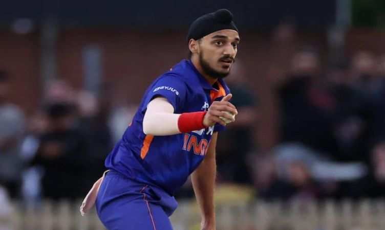 भारत के युवा गेंदबाज Arshdeep Singh को मिल सकता है तीसरे वनडे में मौका, जानें उनके धमाकेदार आंकड़े
