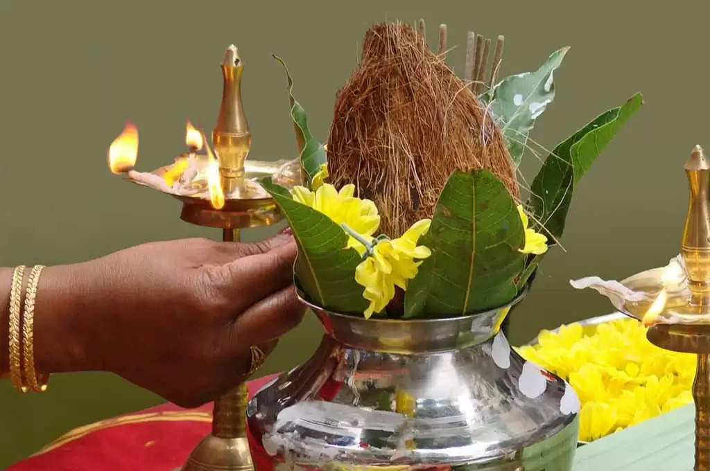 Satyanarayan Vrat 2022: दिसंबर में इस दिन रखा जाएगा भगवान सत्यनारायण का व्रत, नोट कर लें सही तारीख और उपाय