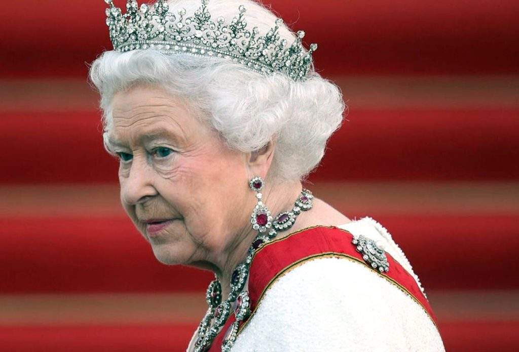 Queen Elizabeth II Death: ब्रिटेन की क्वीन एलिजाबेथ द्वितीय का 96 साल की उम्र में निधन, स्‍कॉटलैंड में ली अंतिम सांस, जानें कौन बना नया राजा?