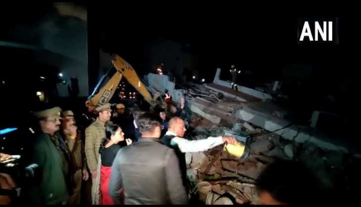 Lucknow Building Collapse: लखनऊ में चार मंजिला इमारत ढ़ही! 15-20 लोगों के दबे होने की है आशंका,बचाव कार्य जारी