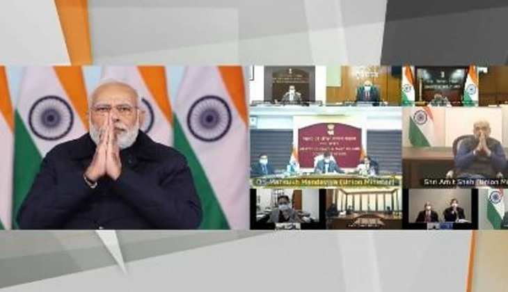 PM Modi Meeting: दो घंटे तक चली पीएम मोदी की हाई लेवल मीटिंग, विदेश से आने वाले यात्रियों की होगी रैंडम सैंपलिंग