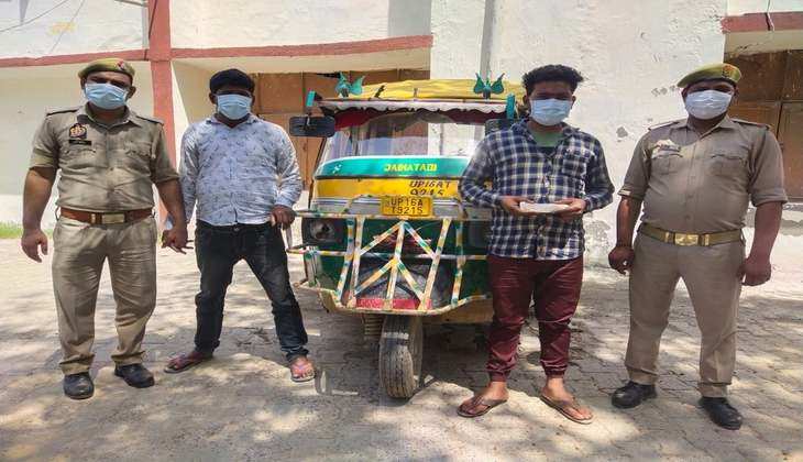 Noida: पीजी केयर-टेकर के साथ मारपीट करने वाले दो लोग गिरफ्तार, कूड़ा फेंकने पर हुई थी लड़ाई