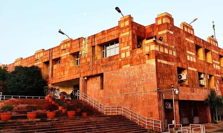 JNU Reopening: कोरोना नियमों का पालन करते हुए 23 सितंबर से मिलेगी विश्वविद्यालय परिसर में प्रवेश की अनुमति