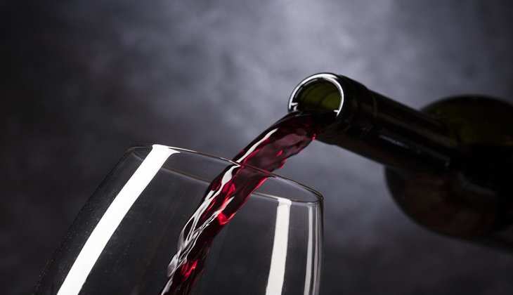 UP New Excise Policy: शराब के शौकिन लोगों के लिए आई बुरी खबर, योगी सरकार ने लिया ये बड़ा फैसला