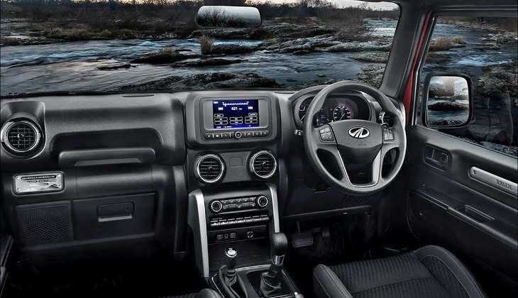 Upcoming Mahindra: जल्द ही पेश करने वाली है Thar SUV का नया वेरिएंट, जानें इसके दमदार फीचर्स और कीमत