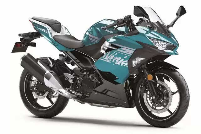 Kawasaki की ये बाइक आ रही मार्केट में धमाल मचाने, Royal enfield की इस बाइक को देगी टक्कर, देखें फुल डिटेल्स