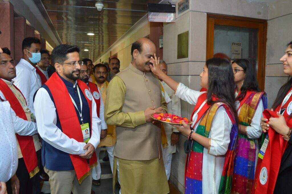 जलवायु परिवर्तन ने पृथ्वी के पांच बुनियादी तत्वों को प्रभावित किया है: लोकसभा अध्यक्ष ओम बिरला