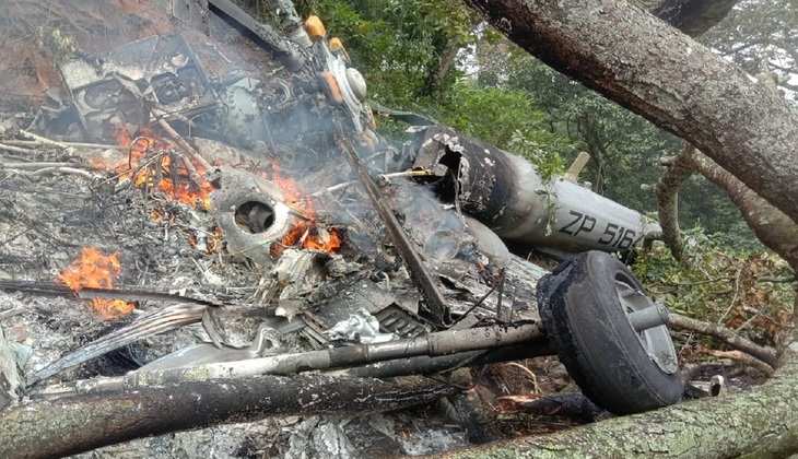 Rajasthan Plane Crash: भरतपुर में चार्टेड प्लेन क्रैश, यूपी के आगरा से भरी थी उड़ान