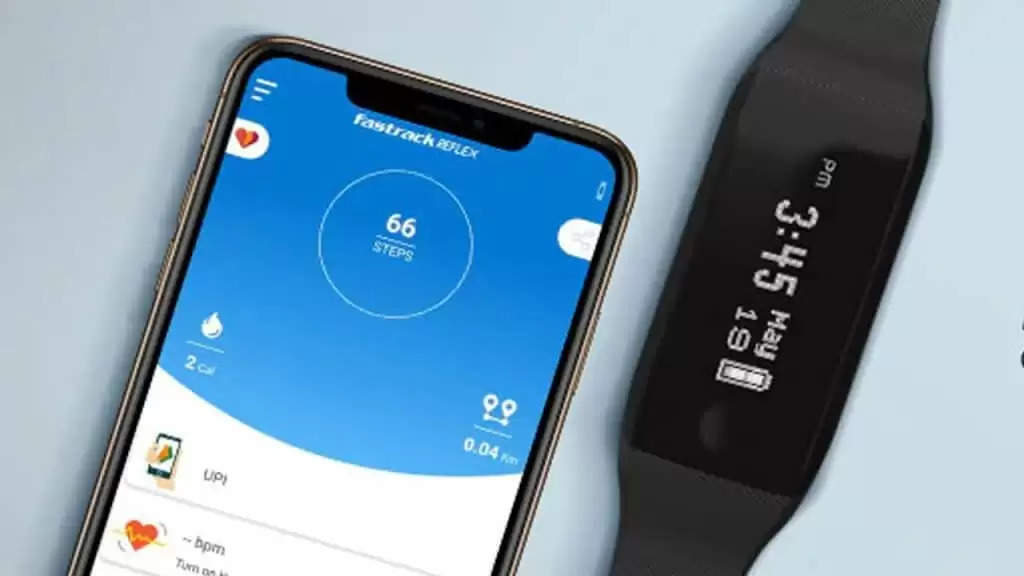Fastrack Smartwatch: दमदार फीचर के साथ लांच हुई रिफ्लेक्स बीट+ स्मार्टवॉच, जानें खासियत
