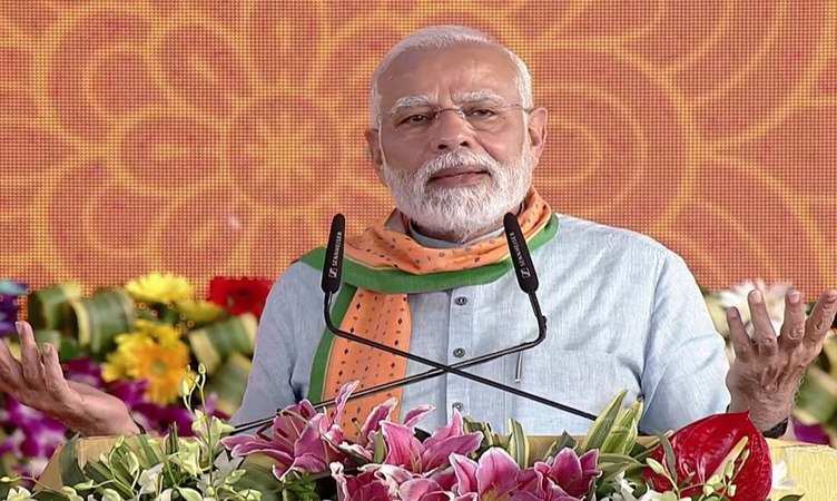 PM Modi in Gujarat: पीएम मोदी ने दी 4400 करोड़ की सौगात; जानें प्रधानमंत्री का पूरा शेड्यूल
