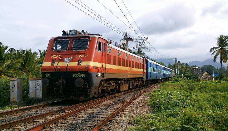 Indian Railways: ये हैं देश की सबसे धीमी और तेज रफ्तार वाली ट्रेनें, जानें कब हुई शुरू और कितनी है स्पीड?