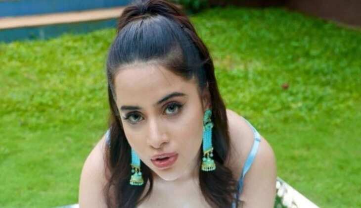 Urfi Javed ने मलाई जैसे शरीर पर लपेट लिए ताले और जंजीर, Photos देख पब्लिक बोली- &lsquo;कहीं ताला ना खुल जाए&rsquo;