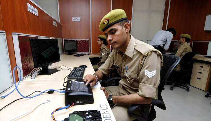 Noida: नोएडा पुलिस ने जारी किए दो हेल्पलाइन नंबर, साइबर फ्रॉड और ड्रग्स तस्करी के मामले की ऐसे करें शिकायत