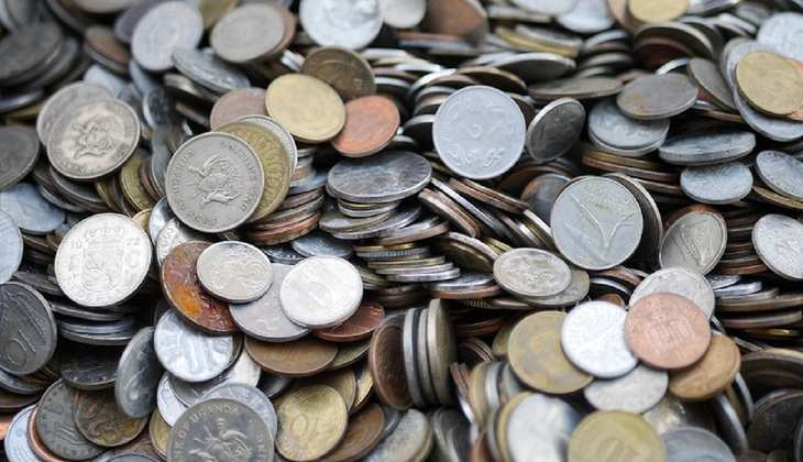 Income With Old Coins: क्या आपके घर में पड़ी है पुरानी चिल्लड़? ऑनलाइन बेचकर ऐसे बनो एक दिन में अमीर