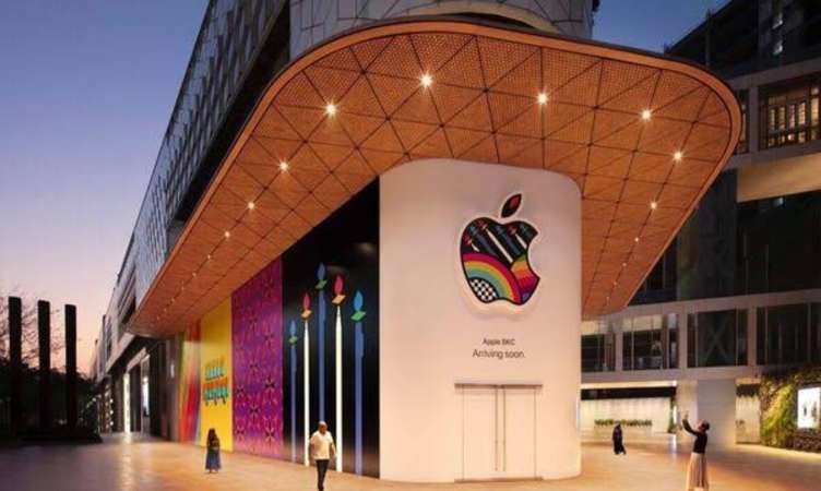 Apple Store: मुंबई के बाद अब दिल्ली में खुलने जा रहा ऐपल का ब्रांड स्टोर, जानें ओपनिंग डेट