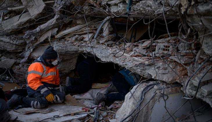 Turkey Syria Earthquake: भूकंप के 12 दिन बाद मलबे से जिंदा निकला शख्स, 200 से कम जगहों पर बचाव कार्य जारी