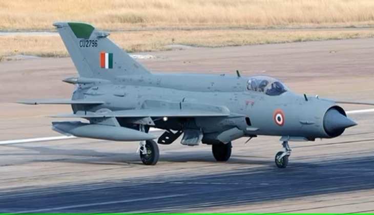 IAF ने सभी मिग 21 की उड़ान पर लगाई रोक, राजस्थान में हुए हादसे के बाद लिया फैसला