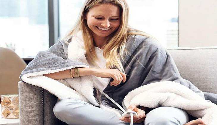 Electric Bed Warmer: चैन की नींद सोना है तो खरीद लीजिये इलेक्ट्रिक ब्लैंकेट! भीषण ठंड में लगेगी गर्मी, जानें खूबियां