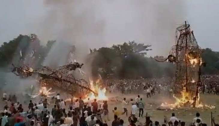 हरियाणा में हादसा! पब्लिक पर गिरा रावण का जलता हुआ पुतला, देखिए वीडियो