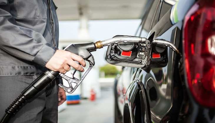 Petrol Diesel Price Update: कच्चे तेल के रेट्स में फिर हुई गिरावट, जानें कितने है आपके शहर में पेट्रेल-डीजल के दाम, चेक करें लिस्ट