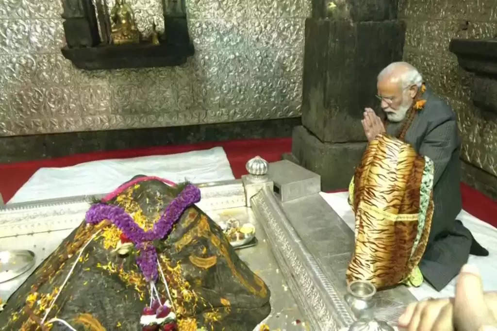 बाबा केदारनाथ के धाम पहुँचे पीएम मोदी ने आदि शंकराचार्य की मूर्ति का किया लोकार्पण, भाषण में राम मंदिर और काशी का जिक्र
