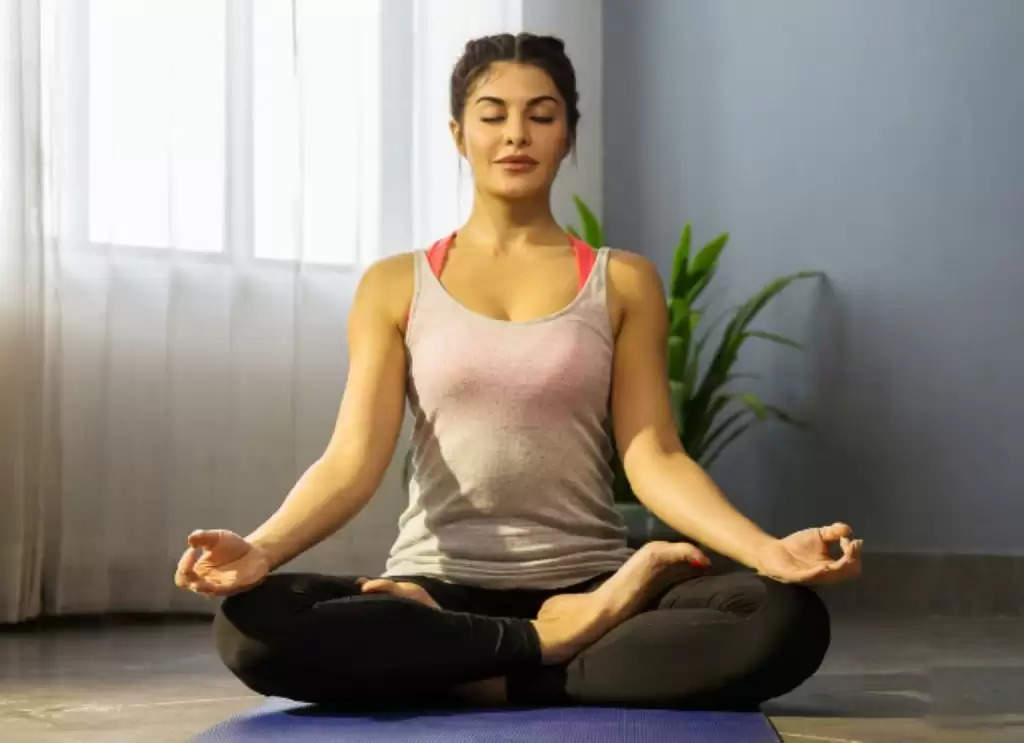 International Yoga Day : इन 5 एक्‍ट्रेसेस की फिटनेस का सीक्रेट है योग, कमाल की बना रखी है बॉडी