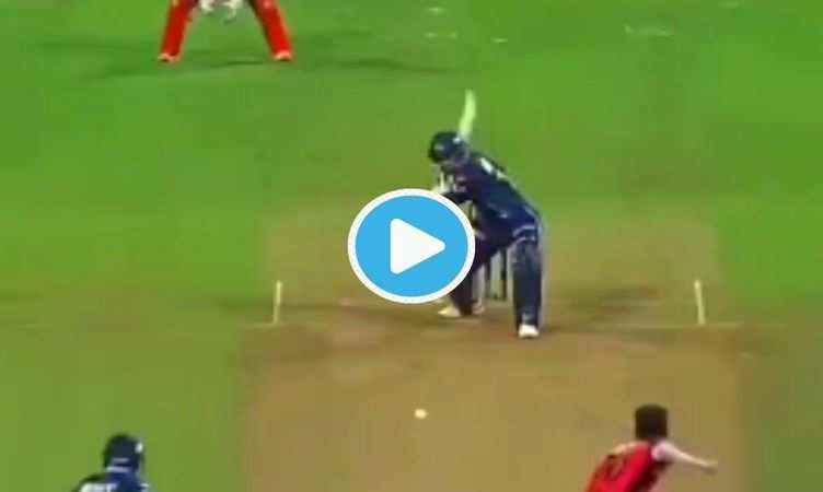 Video TATA IPL 2022: राशिद खान ने लगाया ऐसा करामाती छ्क्का जिसे देख मैदान में मचा हाहाकर, देखें वीडियो