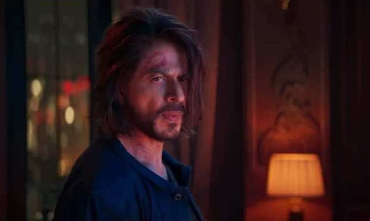 Pathaan: शाहरुख खान की फिल्म से मिला स्पाई यूनिवर्स का बड़ा हिंट, तीन सुपरस्टार एक फिल्म में आ सकते हैं नजर