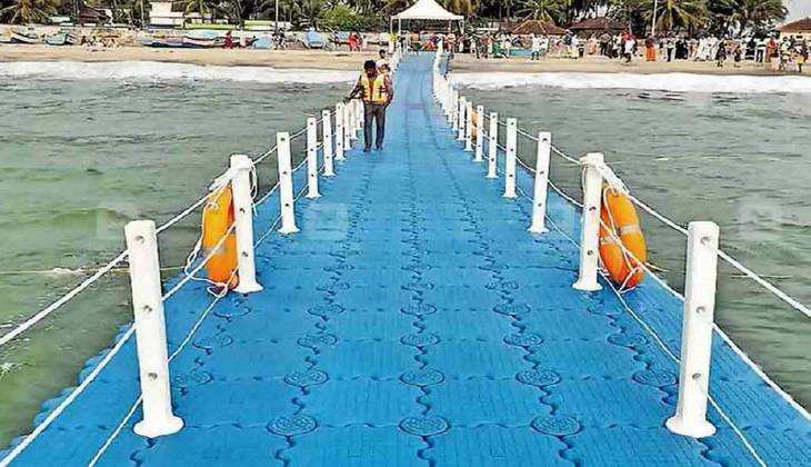 Floating Bridge: भारत में भी मौजूद है समुद्र के ऊपर तैरता पुल, यहां लहरों के ऊपर आप भी चल सकते है