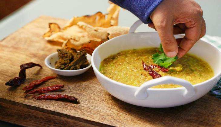 गर्मी में बनाएं Vegetable Khichadi रेसिपी, जल्दी बनेगी और पेट को खूब फायदा भी करेगी
