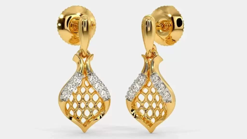 Gold Jhumka Designs: आपकी सुंदरता को और बढ़ा देगी झुमकी की ये डिजाइन्स,महिलाओं को आ रही खूब पसंद 