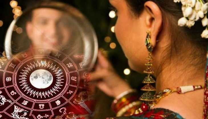 Karwa chauth 2022: इस त्योहार अपनी जीवनसंगिनी को उसकी राशि के अनुसार दें उपहार, रिश्ते में उमड़ने लगेगा ढेर सारा प्यार
