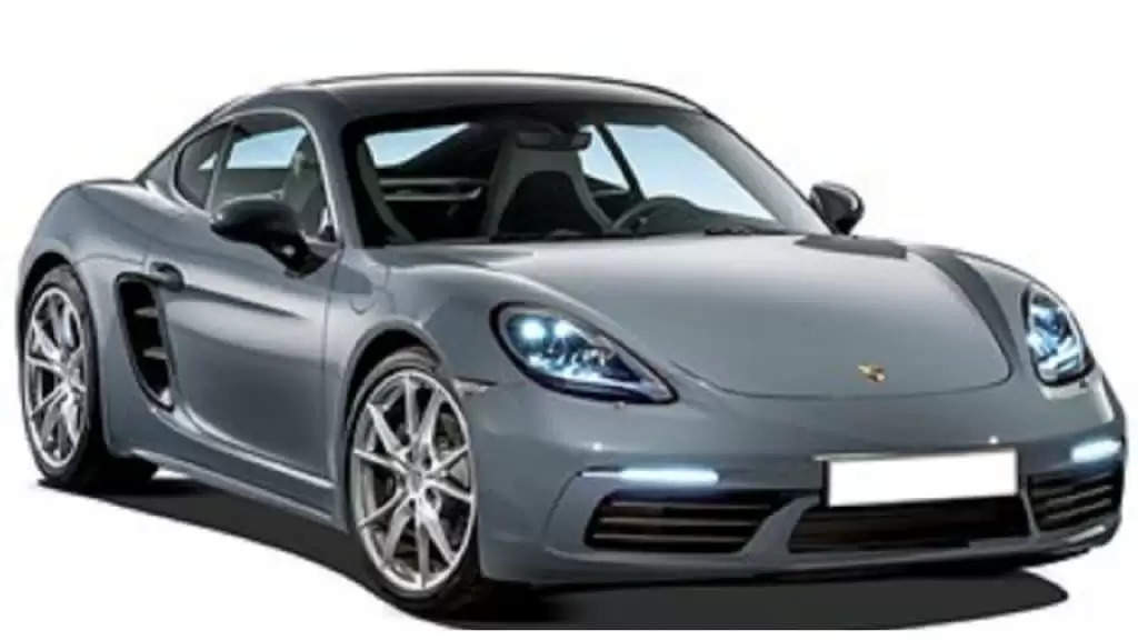 Porsche Car: 1.2 करोड़ की कार को मात्र 14 लाख में बेच रही कंपनी, बुकिंग के लिए दौड़ पड़े लोग