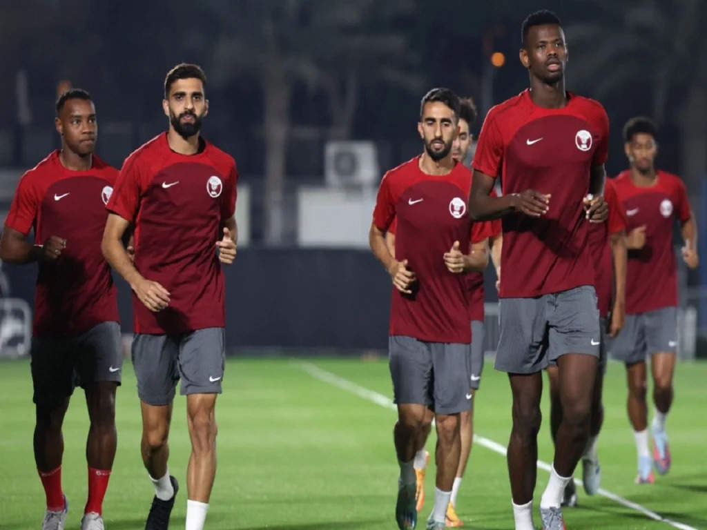 FIFA World Cup 2022: कल कतर का मुकाबला सेनेगल से, मेजबान देश पर मंडरा रहा है बाहर होने का खतरा