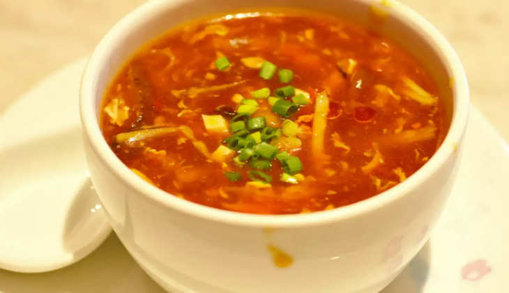 Winter Chatpata Soup: सर्दियों में गरमागरम चाइनीज हॉट एंड सॉर सूप का उठाएं लुत्फ, आसान है रेसिपी