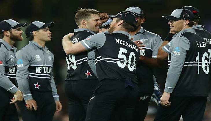NZ vs IRE: सेमीफाइनल में पहुंचने वाली पहली टीम बनी न्यूजीलैंड, आयरलैंड को 35 रन से मिली हार