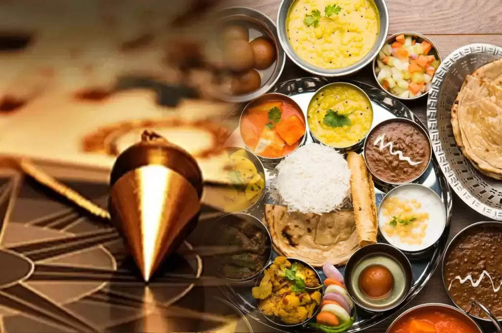 Vastu for food: भोजन करते समय ध्यान रखें ये बातें, नहीं तो झेलनी पड़ सकती है कंगाली