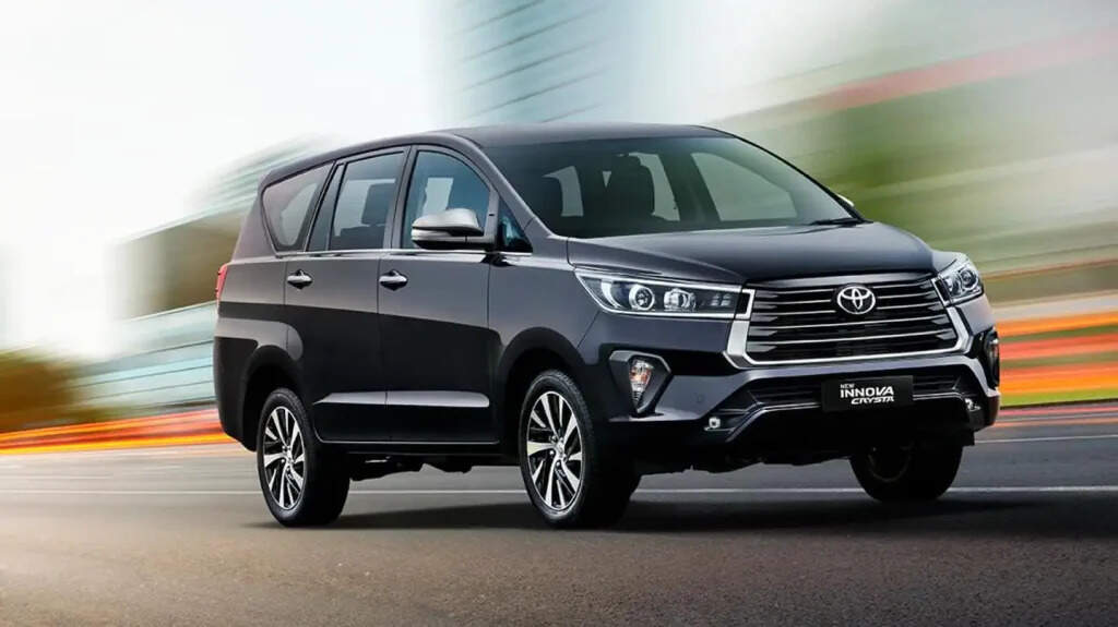Toyota की ये नई कार Maruti Suzuki Ertiga को देगी सीधी टक्कर, आ रही बेहद शानदार लुक में, जानें कीमत