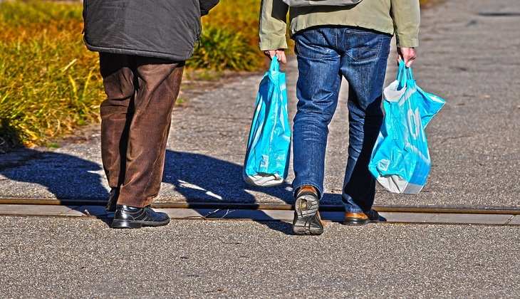 उत्तराखंड में प्लास्टिक कैरीबैग पर त्रिवेंद्र सरकार ने लगाया प्रतिबंध, जारी हुई गाइडलाइंस
