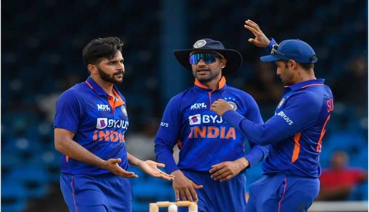 IND vs WI 1st ODI: आखिरी गेंद के रोमांच के बाद भारत ने वेस्टइंडीज को 3 रनों से धोया