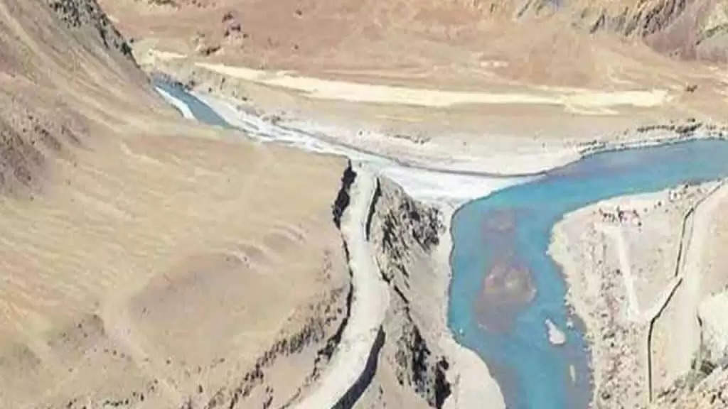 Indus Water Treaty: सिंधु जल संधि में अब क्यों पाकिस्तान को जारी हुआ नोटिस? जानें पूरा मामला