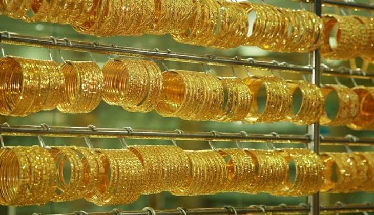 Gold Price Today: सोने के दाम में आई गिरावट, चांदी की चमक बढ़ी, फटाफट जानें ताजा भाव