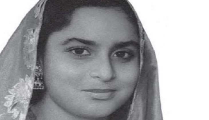 शाहरुख खान की मां संजय गांधी की करीबी थी? सोशल मीडिया पर वायरल इस झूठ कर सच जान लीजिए